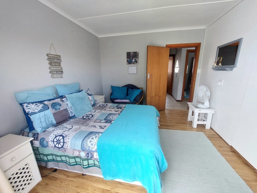 4 Bedroom Property for Sale in Hartenbos Central Western Cape